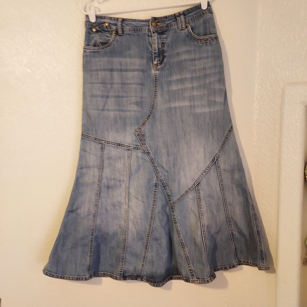 LABlues long skirt